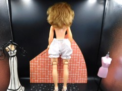 mother nude bk
